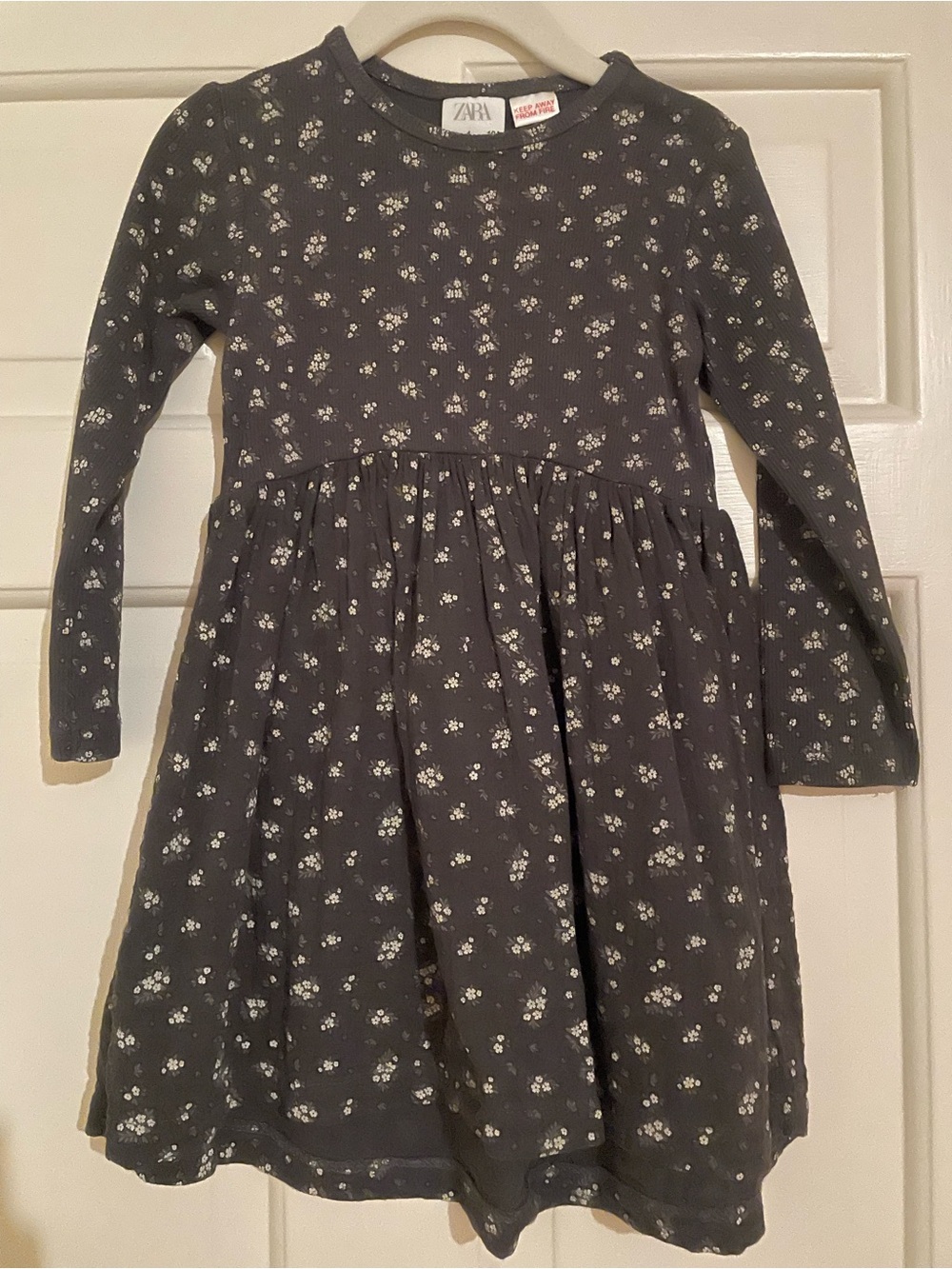Zara Girls Charcoal Grey Floral Long-Sleeve Dress
